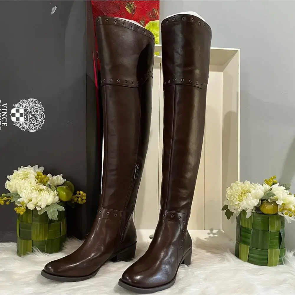 Vince Camuto new box